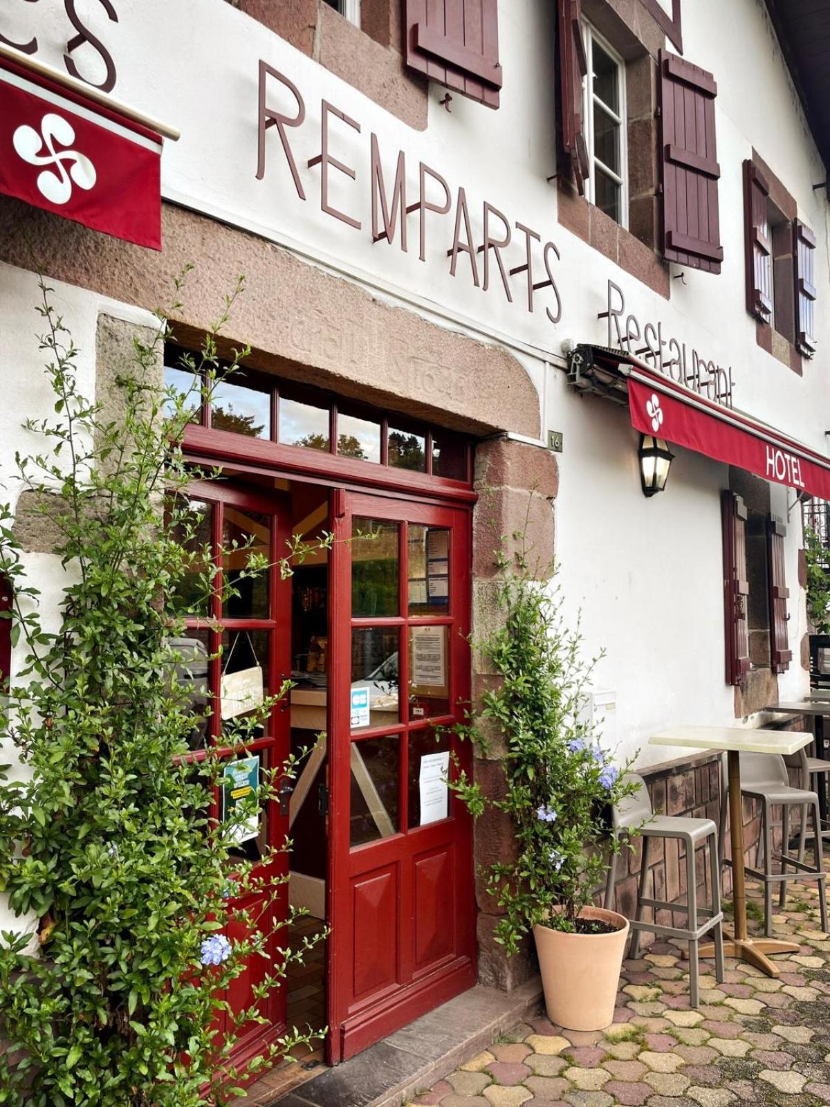 Hotel Des Remparts Сен-Жан-П'є-де-Пор Екстер'єр фото