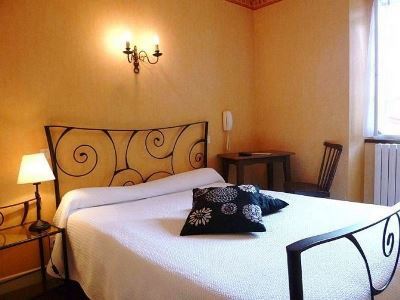 Hotel Des Remparts Сен-Жан-П'є-де-Пор Екстер'єр фото